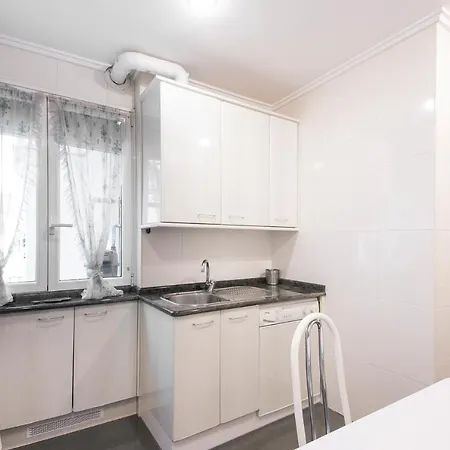 Beautiful With Terrace - Prime Location! Apartment