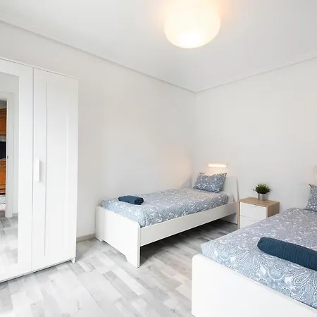 Beautiful With Terrace - Prime Location!